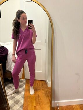 Women's Bright Fuchsia Scrub set